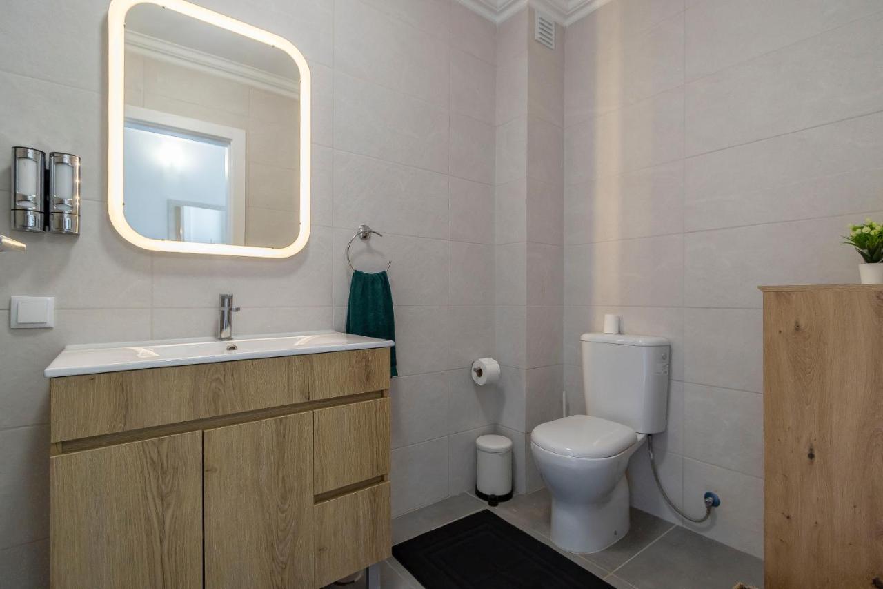 3 Minutes To The Beach, 2 Bedroom Amazing Apt With Balcony, Bbq Grill And Pool Sagres Exterior photo