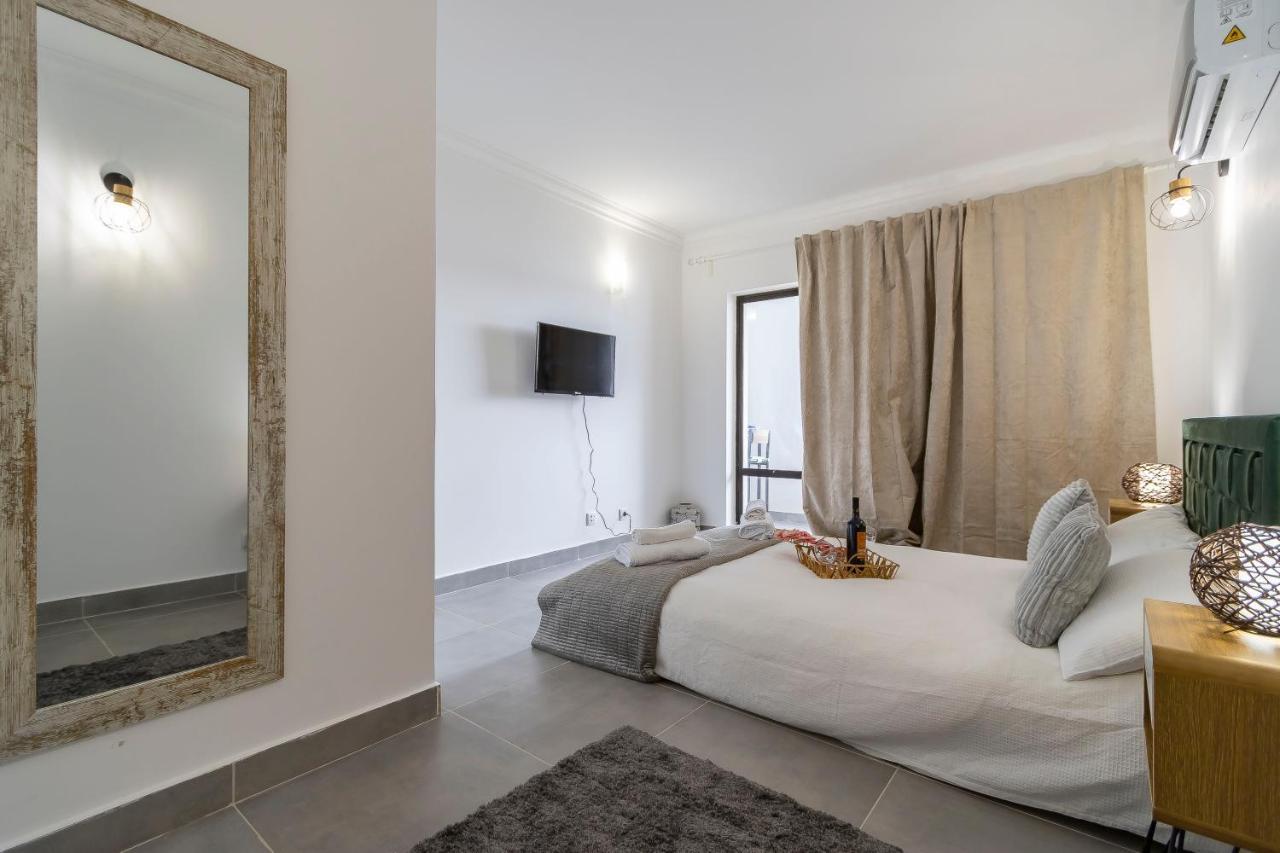 3 Minutes To The Beach, 2 Bedroom Amazing Apt With Balcony, Bbq Grill And Pool Sagres Exterior photo